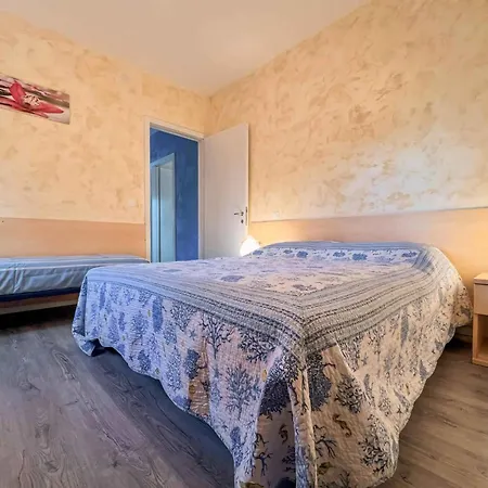 In 51277 Apartment *